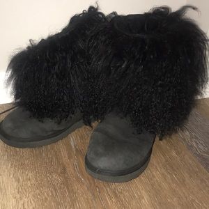 UGG - classic short Mongolian sheepskin cuff boot